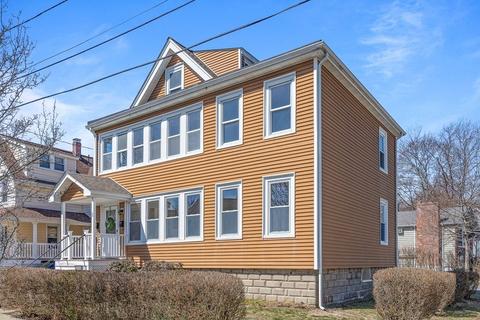 68 Cutter St, Melrose, MA 02176
