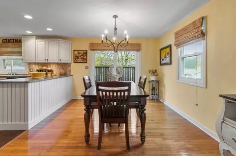 10 Downey St, Chicopee, MA 01020 photo 16