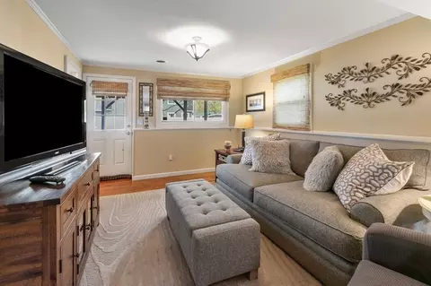 10 Downey St, Chicopee, MA 01020 photo 32
