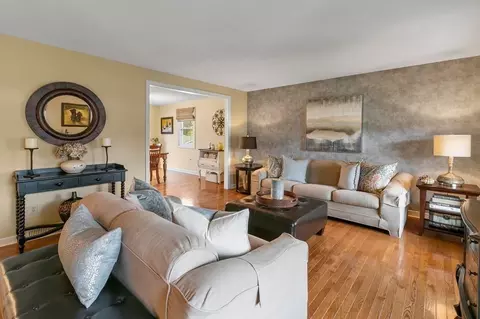 10 Downey St, Chicopee, MA 01020 photo 7