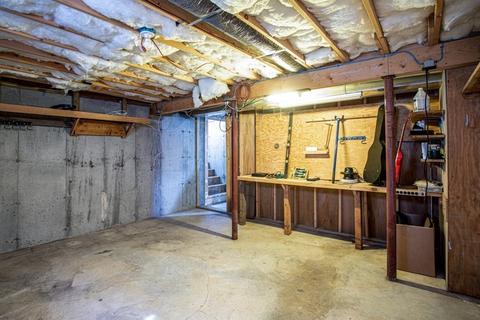 133 Bigelow St, Fall River, MA 02720 photo 24