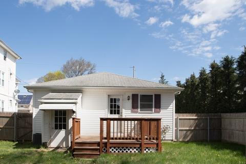 133 Bigelow St, Fall River, MA 02720 photo 4