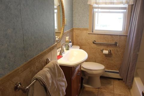 37 Everett St, Franklin, MA 02038 photo 16