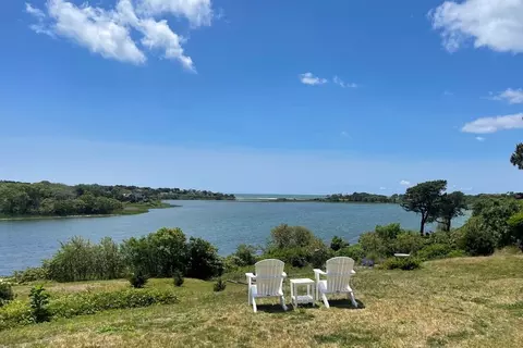 47 Geranium Dr, Chatham, MA 02633