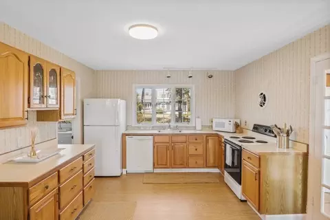 47 Geranium Dr, Chatham, MA 02633 photo 7