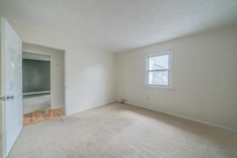 28 Lapham St, Fall River, MA 02721 photo 18