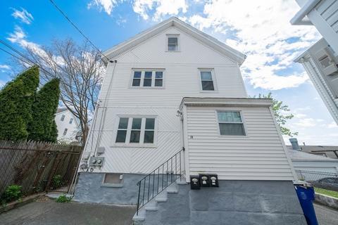 28 Lapham St, Fall River, MA 02721 photo 2