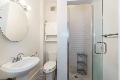 19 Mattoon St, Springfield, MA 01105 photo 33