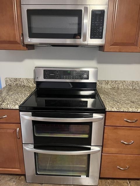 10 Lynn Ln, Dudley, MA 01571 photo 12