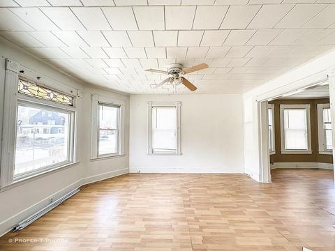 372-374 Orange St, Springfield, MA 01108 photo 5