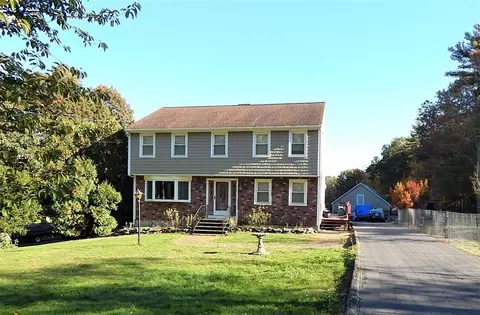 10 Lang St, Lakeville, MA 02347