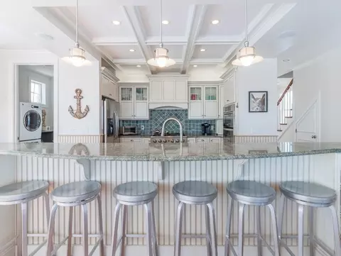 73 K Street Oceanfront, Hull, MA 02045 photo 9
