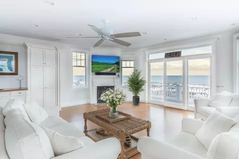73 K Street Oceanfront, Hull, MA 02045 photo 10