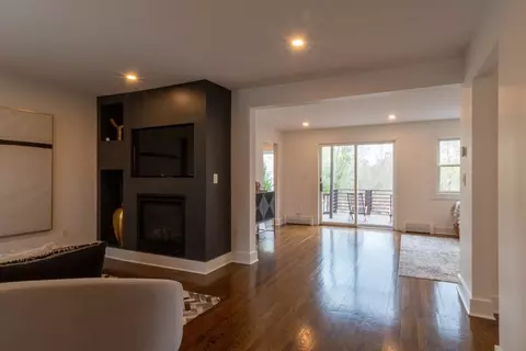 1552 Great Plain Ave, Needham, MA 02492 photo 3