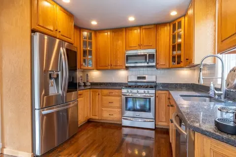 1552 Great Plain Ave, Needham, MA 02492 photo 9