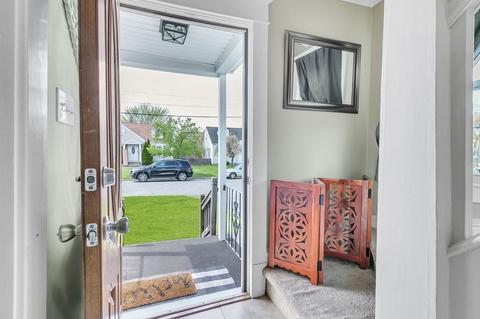 83 Derryfield Ave, Springfield, MA 01118 photo 5
