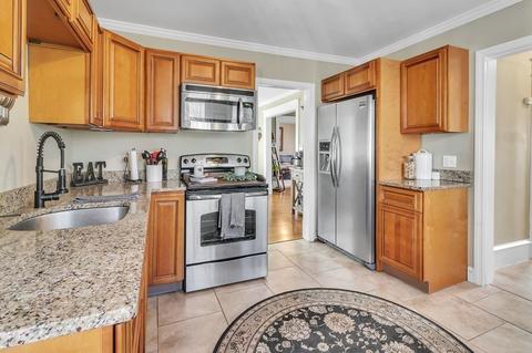 83 Derryfield Ave, Springfield, MA 01118 photo 6