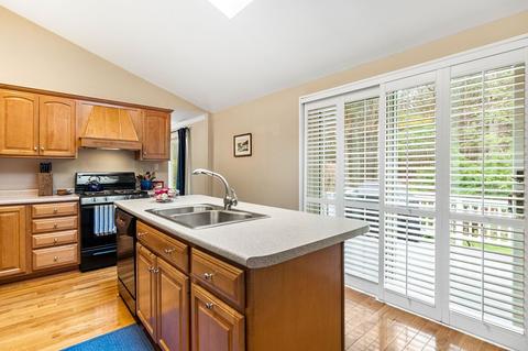 21 Stowecroft Dr, Hampton, NH 03842 photo 12