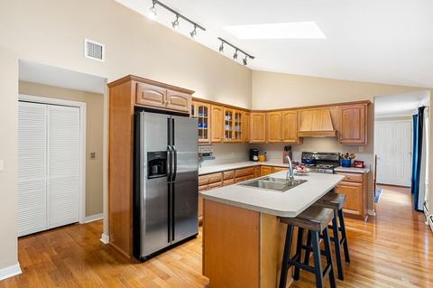 21 Stowecroft Dr, Hampton, NH 03842 photo 11