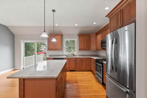 10 Emerald Ct, Stoneham, MA 02180 photo 19