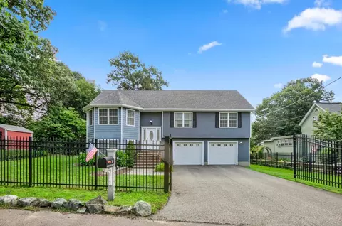 10 Emerald Ct, Stoneham, MA 02180