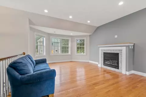 10 Emerald Ct, Stoneham, MA 02180 photo 28