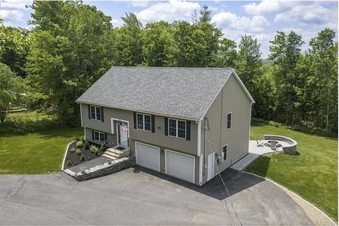 81 Mount Jefferson Rd, Hubbardston, MA 01452