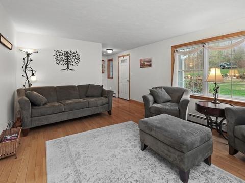 12 Newton Dr, Sutton, MA 01590 photo 14
