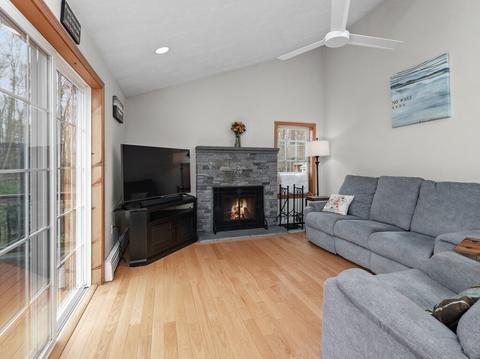 12 Newton Dr, Sutton, MA 01590 photo 9