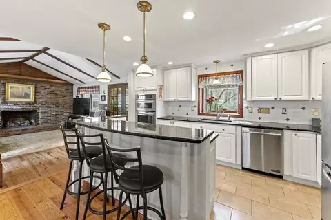6 Memory Ln, Wilbraham, MA 01095 photo 6