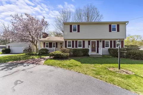 6 Memory Ln, Wilbraham, MA 01095 photo 1