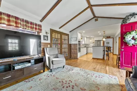 6 Memory Ln, Wilbraham, MA 01095 photo 3