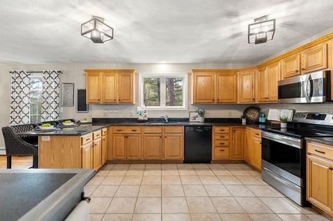 315 Locust St, Danvers, MA 01923 photo 8