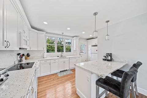 54 Trefton Dr, Braintree, MA 02184 photo 3