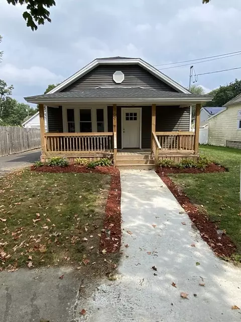 169 Penrose St, Springfield, MA 01109