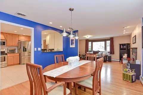 144 Greendale Ave, Needham, MA 02494 photo 7