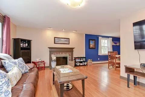 144 Greendale Ave, Needham, MA 02494 photo 5