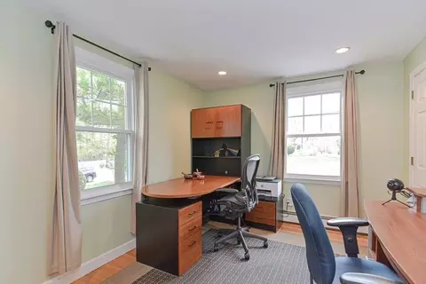 144 Greendale Ave, Needham, MA 02494 photo 23