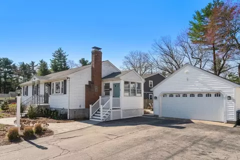 56 Harding Rd, Walpole, MA 02081 photo 2