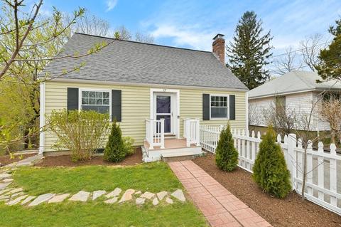 17 Commonwealth Ave, Dedham, MA 02026 photo 1