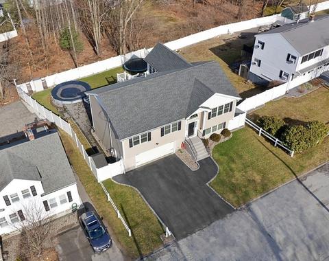 8 Hurtle Ave, Worcester, MA 01604 photo 2