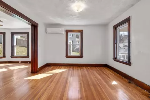 27 Thompson St, Maynard, MA 01754 photo 16