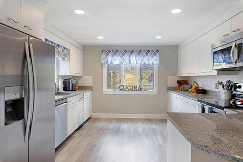 65 Charles River St, Needham, MA 02492 photo 7