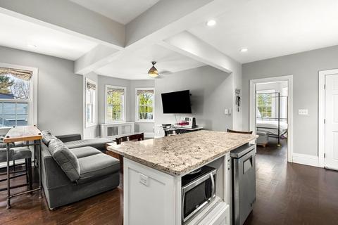 33 Berlin Ave, Milton, MA 02186 photo 3