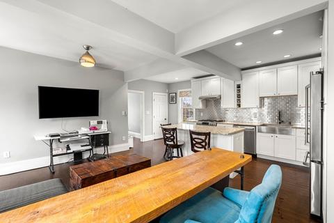 33 Berlin Ave, Milton, MA 02186 photo 6