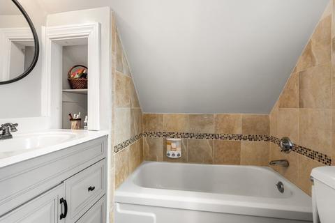 33 Berlin Ave, Milton, MA 02186 photo 14