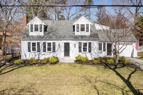 15 Puritan Rd, Hingham, MA 02043 photo 1