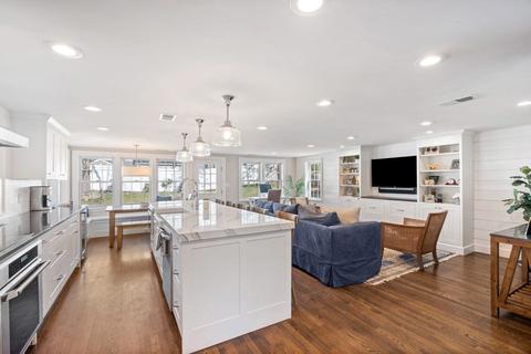 15 Puritan Rd, Hingham, MA 02043 photo 2