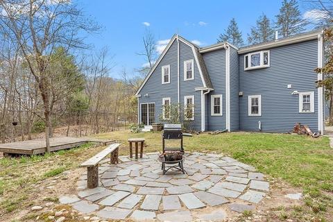 528 Mechanic St, Fitchburg, MA 01420
