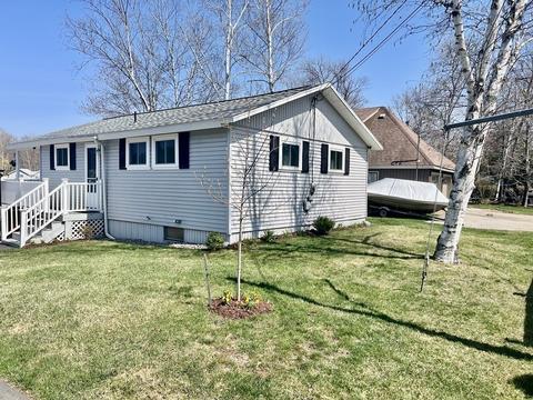 50 Nancy Dr, Belmont, NH 03220